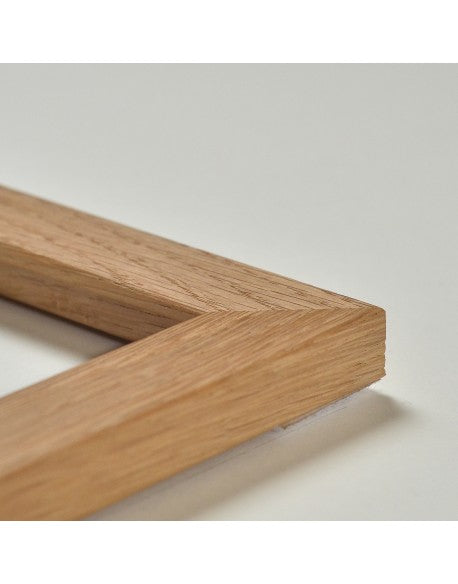 Détail du cadre en Chêne massif.