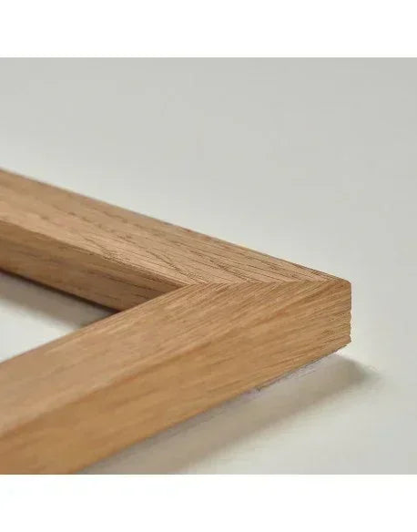 Détail du cadre en Chêne massif.