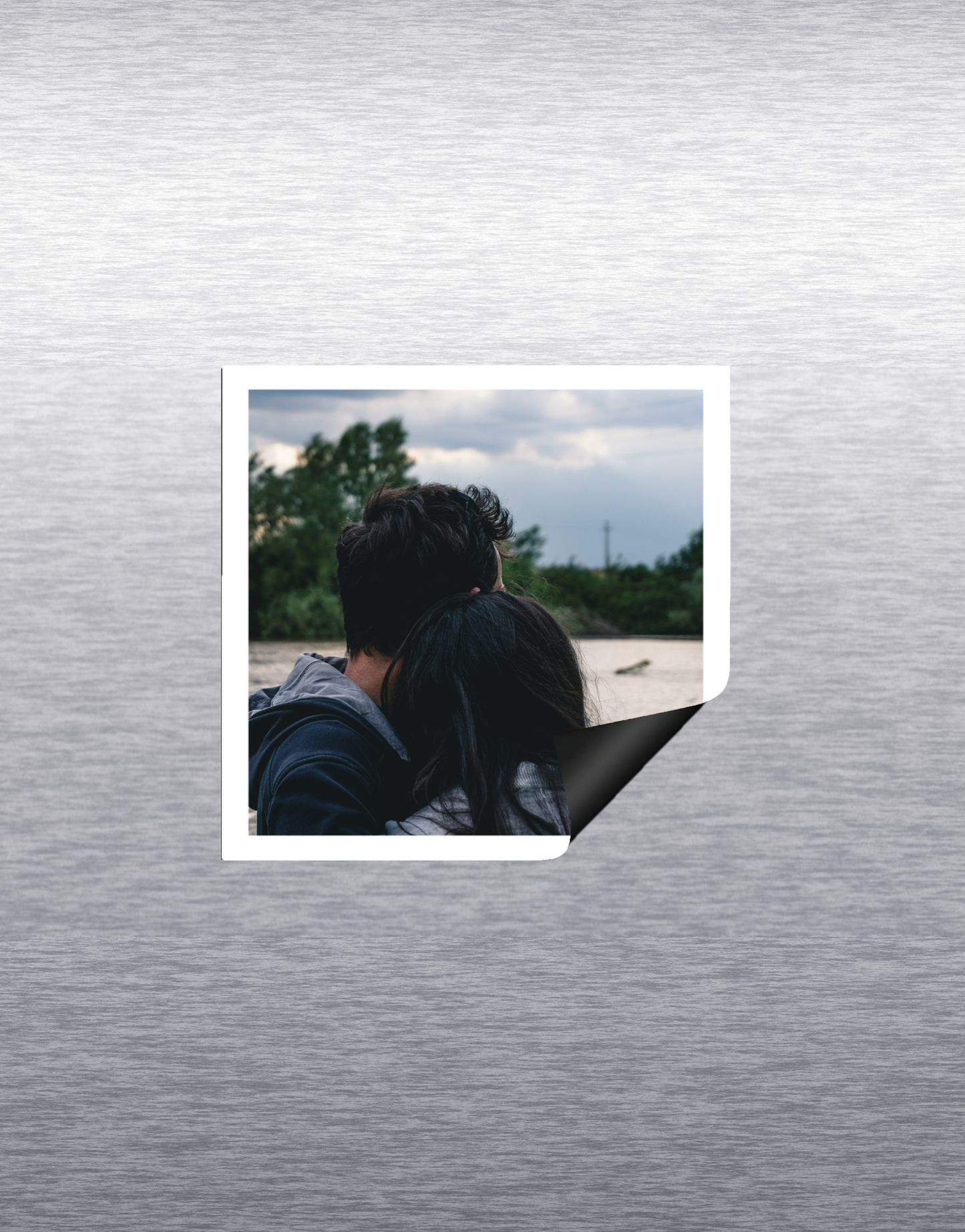 Présentation magnet carré personnalisé sur frigo, format GRAND